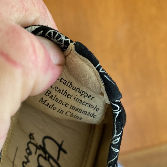 The Storehouse Flats Black and White Leather Sugar Skull Packable Flats - Picture 7 of 7